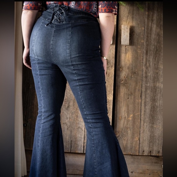 Arula Lace Up Back Flare Leg Dark Wash Jeans - Picture 2 of 8
